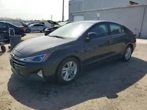 Hyundai Elantra 2.0L 4 2019