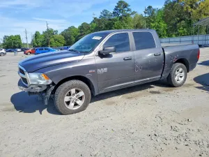 RAM 1500 5.7L 8 2019