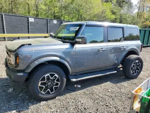 Ford Bronco 2.3L 4 2024