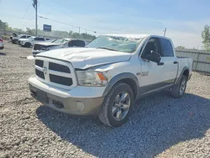 RAM 1500 5.7L 8 2013