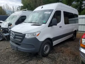 Mercedes-Benz Sprinter 2.0L 4 2024