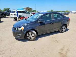 Chevrolet Aveo (Sonic) 1.8L 4 2015