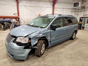 Chrysler Town & Country 3.8L 6 2010