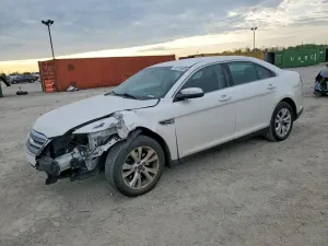 Ford Taurus 3.5L 6 2011