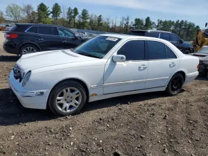 Mercedes-Benz E 3.2L 6 2000