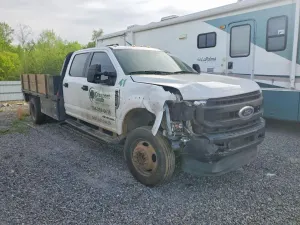 Ford F-450 6.7L 8 2021