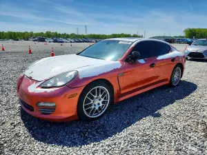 Porsche Panamera 3.6L 6 2011