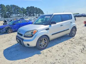 Kia Soul 2.0L 4 2011