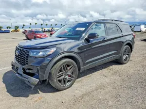 Ford Explorer 2.3L 4 2025