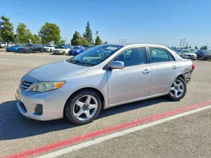 Toyota Corolla 1.8L 4 2013