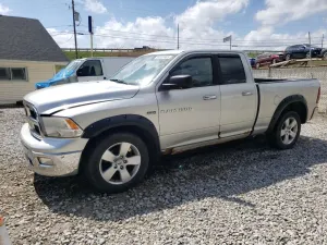 Dodge RAM 5.7L 8 2011