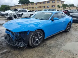 Ford Mustang 2.3L 4 2025