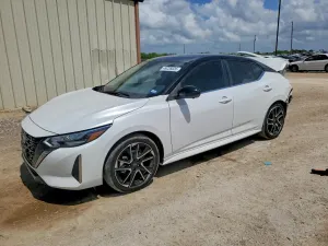 Nissan Sentra 2.0L 4 2025