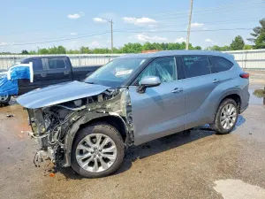 Toyota Highlander 3.5L 6 2021