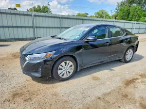 Nissan Sentra 2.0L 4 2025