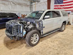 Chevrolet Suburban 5.3L 8 2018