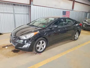 Hyundai Elantra 1.8L 4 2013