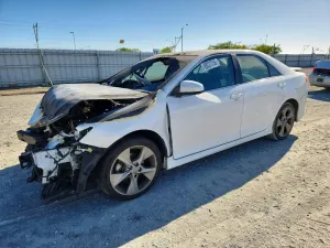 Toyota Camry 2.5L 4 2014