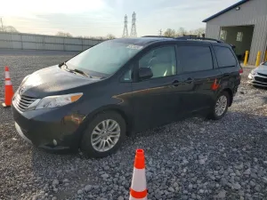 Toyota Sienna 3.5L 6 2014