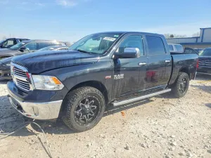 RAM 1500 5.7L 8 2015