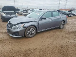 Nissan Altima 2.5L 4 2025