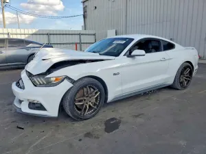 Ford Mustang 5.0L 8 2017