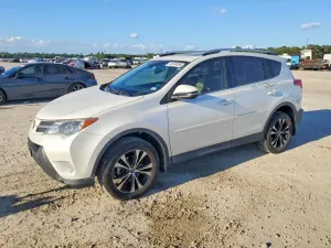 Toyota Rav4 2.5L 4 2015