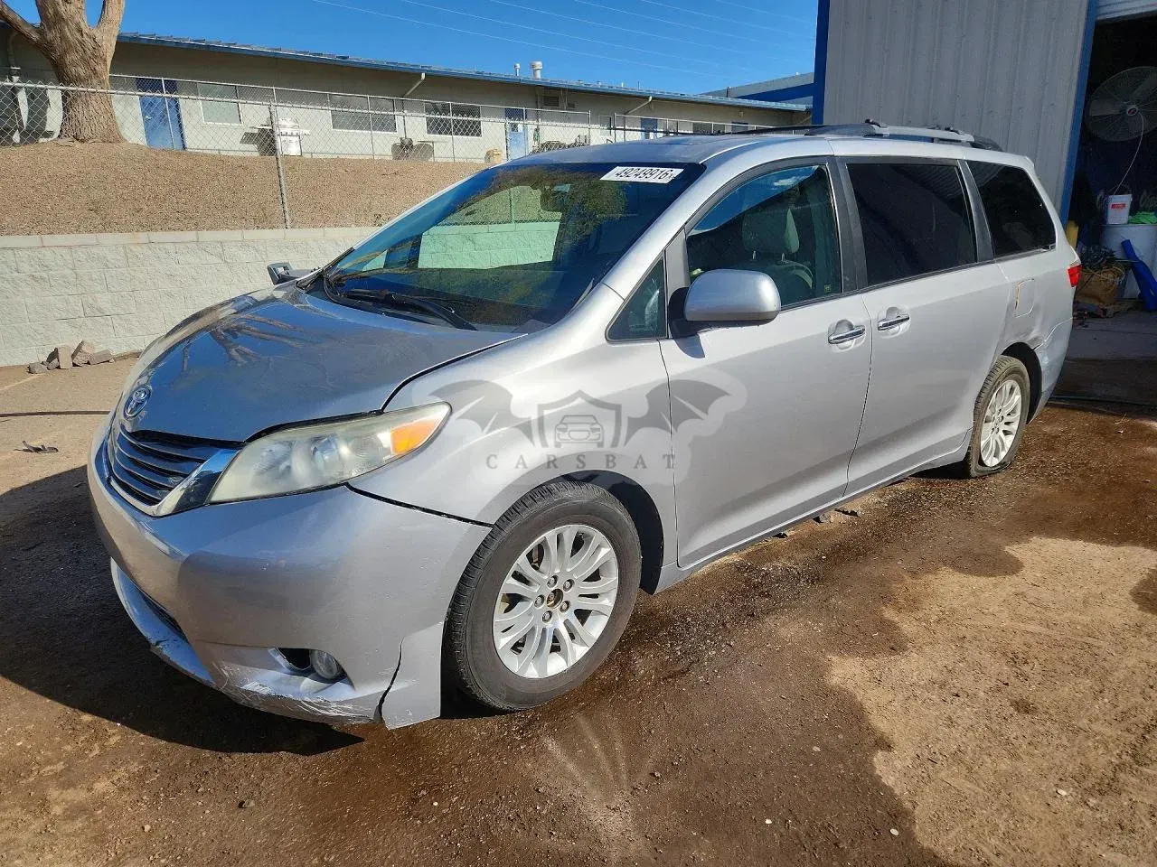 Toyota Sienna 3.5L 6 2015
