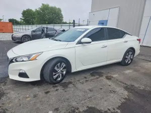 Nissan Altima 2.5L 4 2020