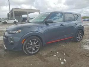 Kia Soul 2.0L 4 2021