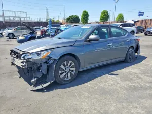 Nissan Altima 2.5L 4 2020