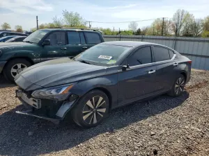 Nissan Altima 2.5L 4 2021