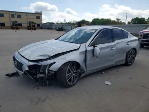 Infiniti Q50 3.7L 6 2015