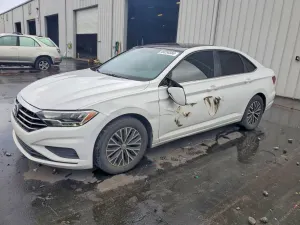 Volkswagen Jetta 1.4L 4 2019