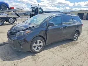 Toyota Sienna 3.5L 6 2020
