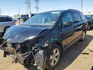 Toyota Sienna 3.5L 6 2013