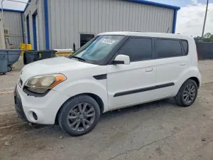 Kia Soul 2.0L 4 2012