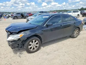 Toyota Camry 2.5L 4 2010