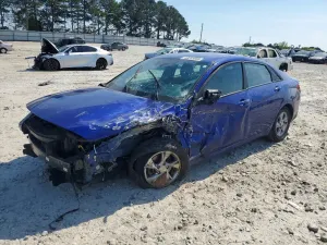 Hyundai Elantra 2.0L 4 2023
