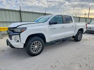 Chevrolet Colorado 2.7L 4 2024