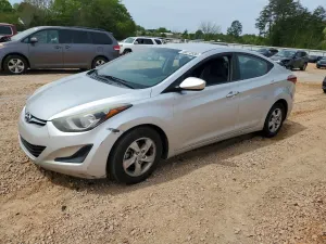 Hyundai Elantra 1.8L 4 2015