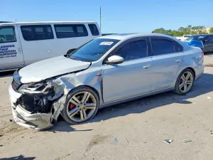 Volkswagen Jetta 2.0L 4 2017