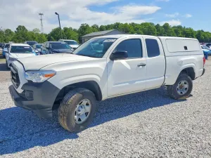 Toyota Tacoma 2.7L 4 2021
