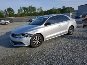 Volkswagen Jetta 1.4L 4 2016
