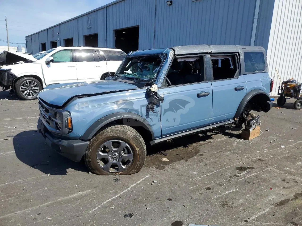 Ford Bronco 2.3L 4 2024