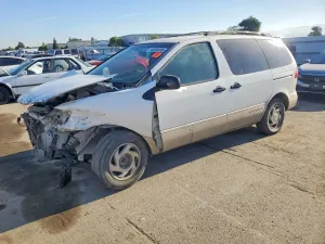 Toyota Sienna 3.0L 6 1999