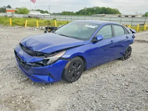 Hyundai Elantra 2.0L 4 2023