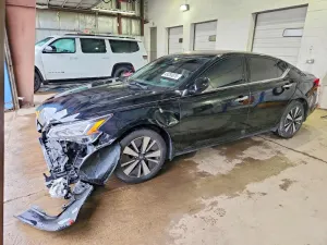 Nissan Altima 2.5L 4 2021