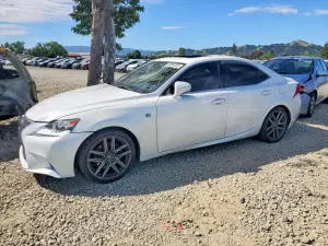 Lexus IS 2.5L 6 2015