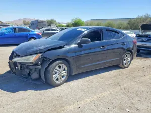 Hyundai Elantra 2.0L 4 2020